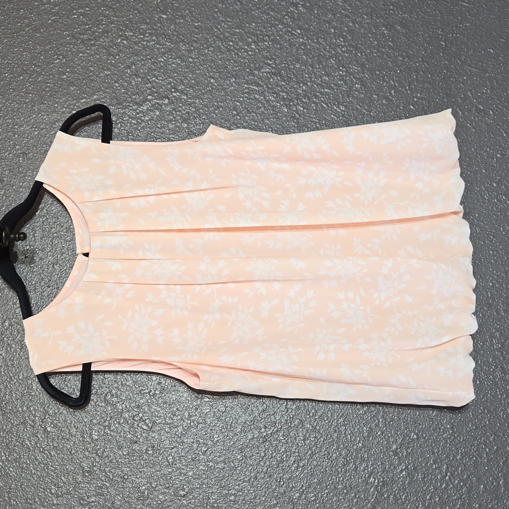 Liz Claiborne Sleeveless Top